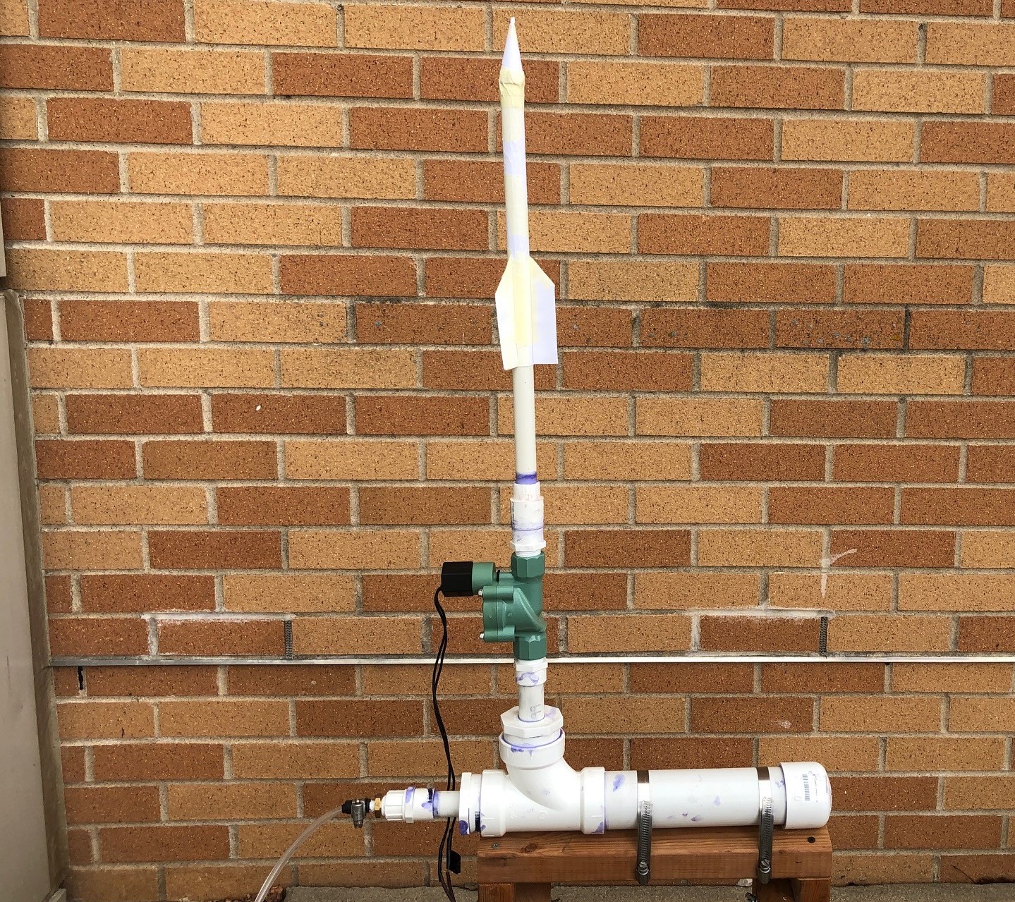 Pneumatic Rocket Launcher - Come launch your paper rocket! project image